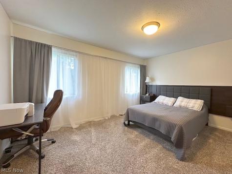 5512 Sandpiper Drive Parma OH 44134