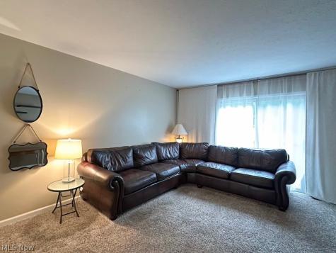 5512 Sandpiper Drive Parma OH 44134