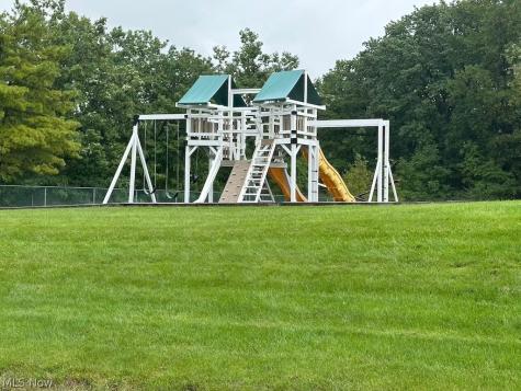5512 Sandpiper Drive Parma OH 44134