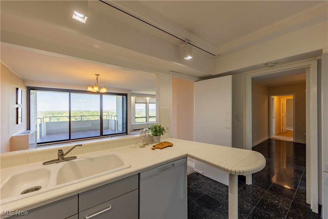 1 Bratenahl Place Bratenahl OH 44108