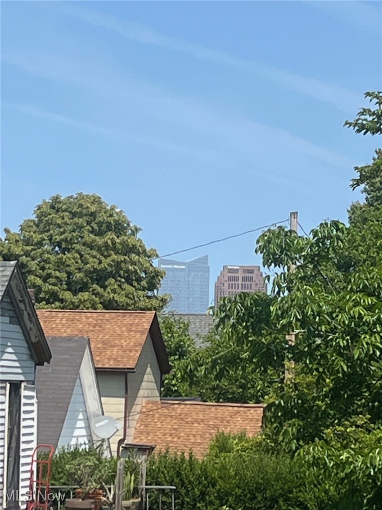 5217 Herman Avenue Cleveland OH 44102