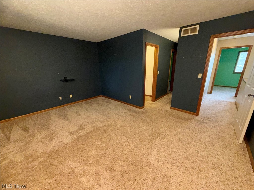 15450 Roxboro Drive Drive Middleburg Heights OH 44130