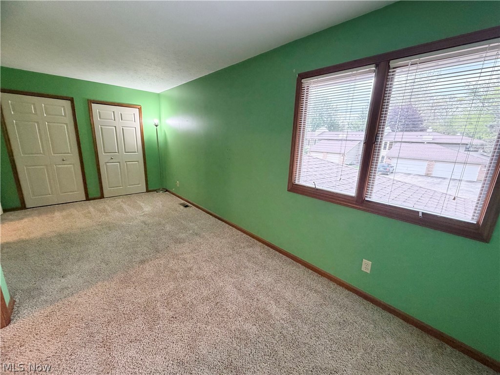 15450 Roxboro Drive Drive Middleburg Heights OH 44130