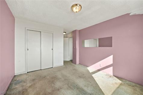 11850 Edgewater Drive Lakewood OH 44107