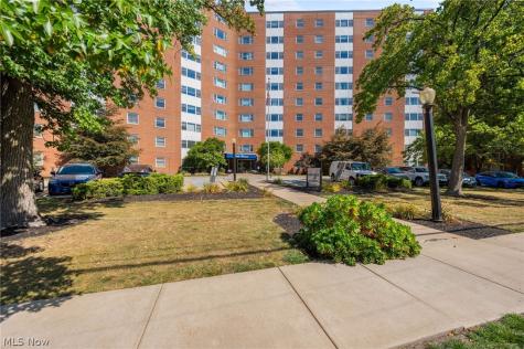 11850 Edgewater Drive Lakewood OH 44107