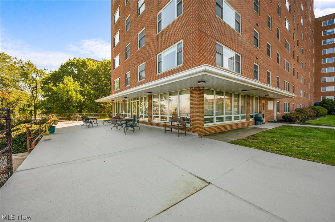 11850 Edgewater Drive Lakewood OH 44107