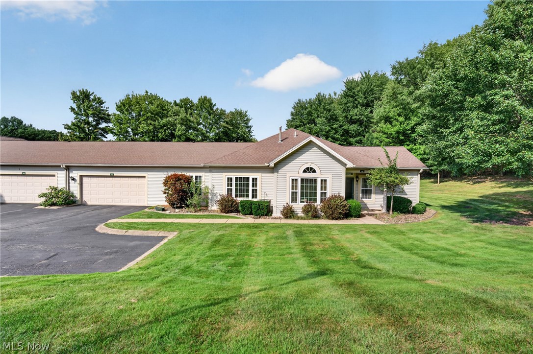 5645 Clingan Road Struthers OH 44471