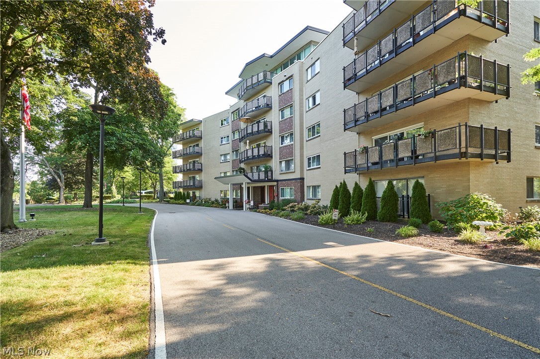 255 N Portage Path Akron OH 44303
