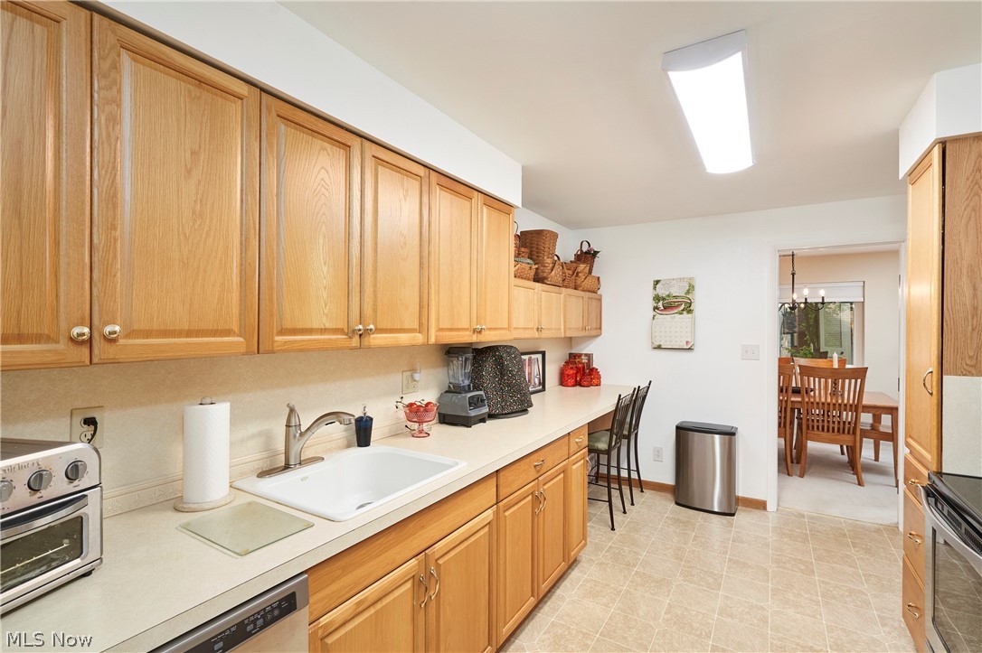 255 N Portage Path Akron OH 44303