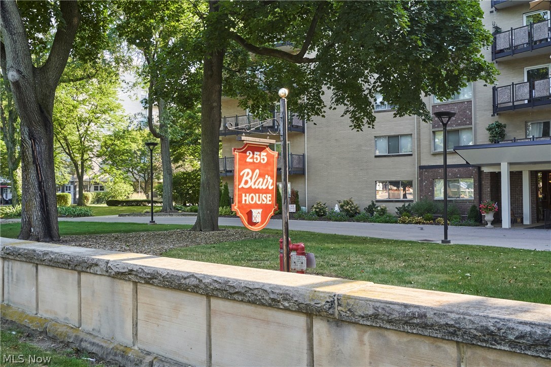 255 N Portage Path Akron OH 44303