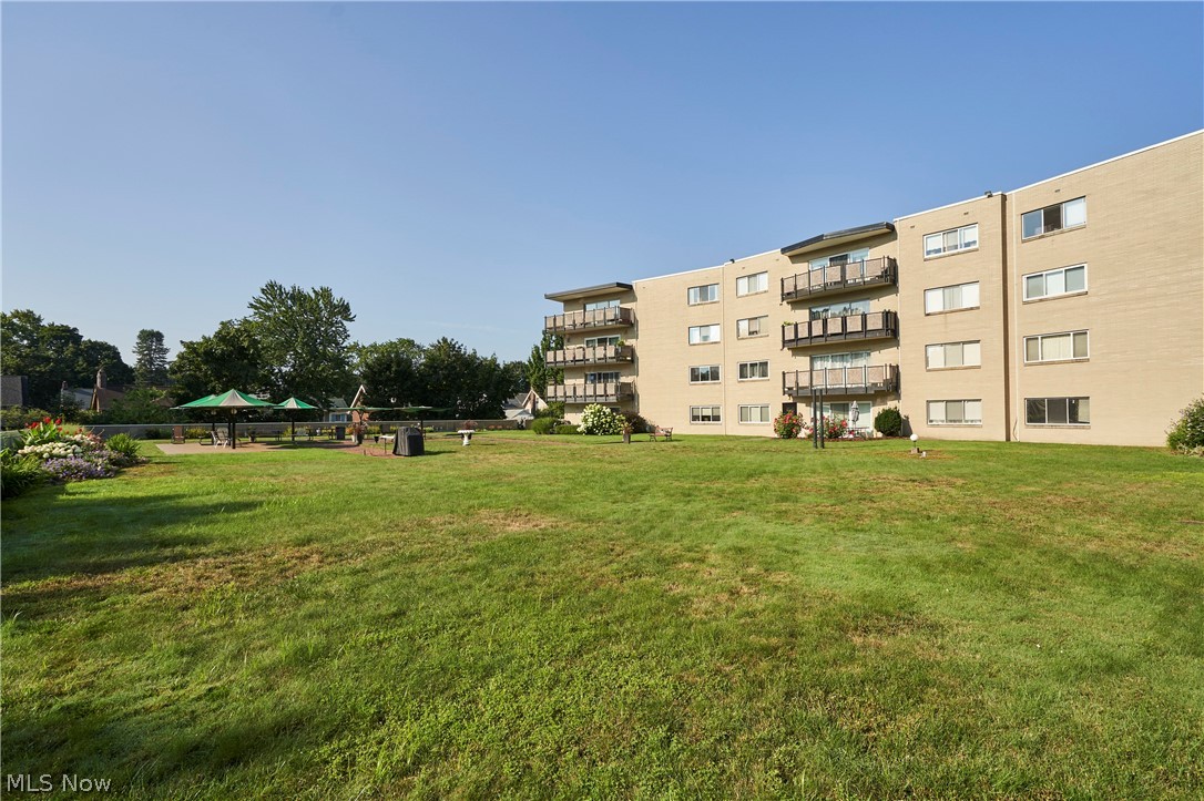 255 N Portage Path Akron OH 44303