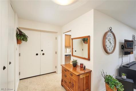 255 N Portage Path Akron OH 44303
