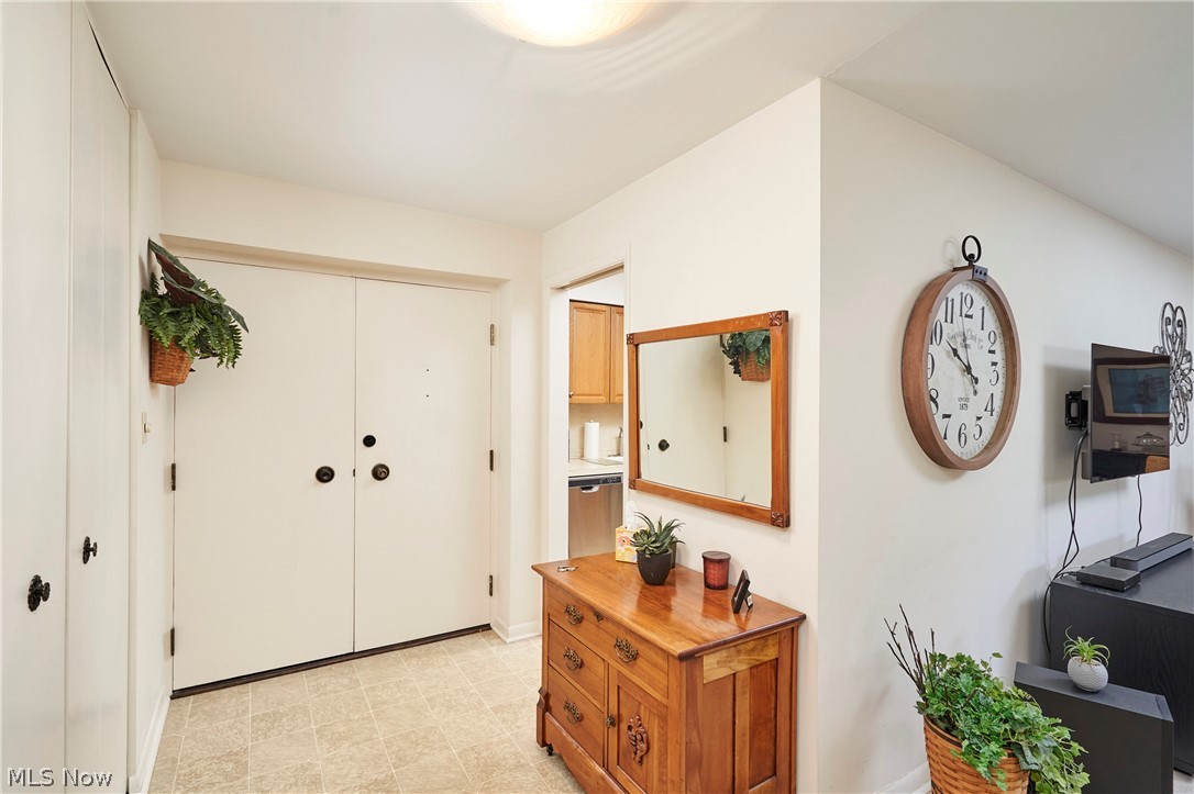255 N Portage Path Akron OH 44303