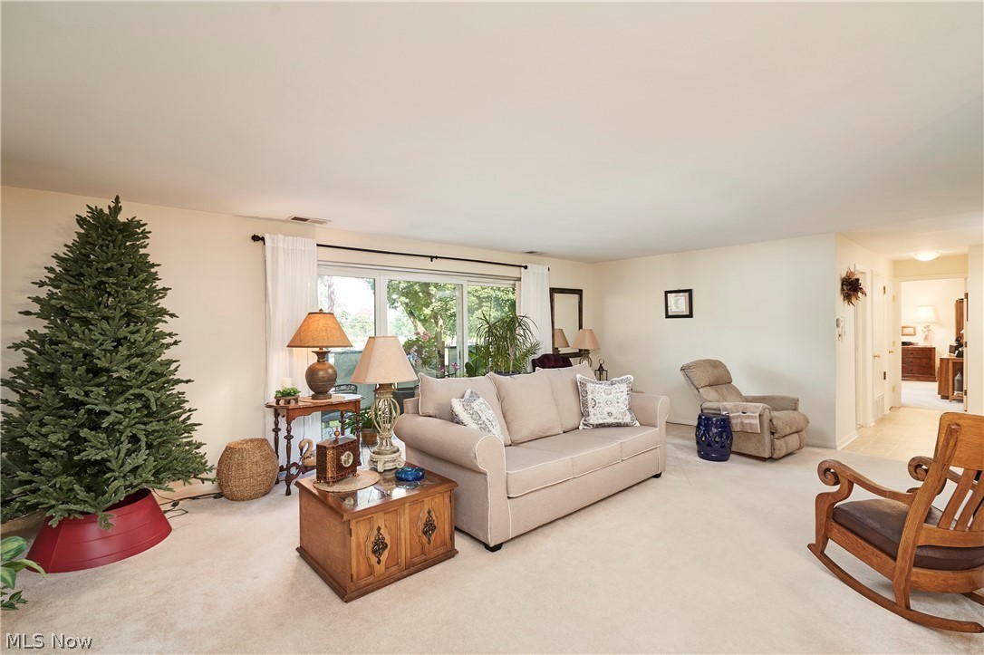 255 N Portage Path Akron OH 44303