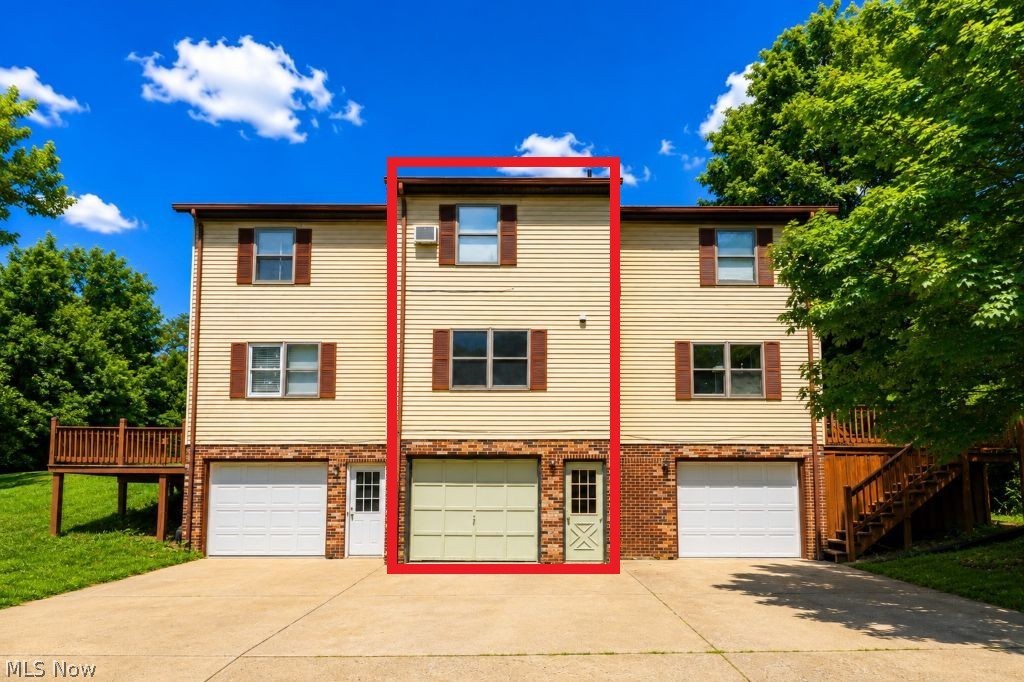 346 Greentree Place Lisbon OH 44432