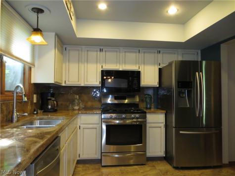 18606 Buccaneer Creek Drive Strongsville OH 44136