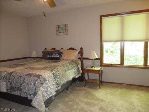 18606 Buccaneer Creek Drive Strongsville OH 44136