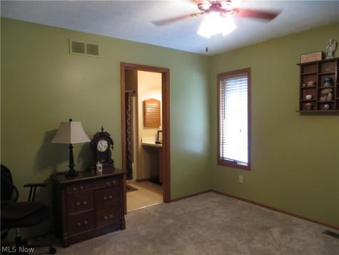 18606 Buccaneer Creek Drive Strongsville OH 44136