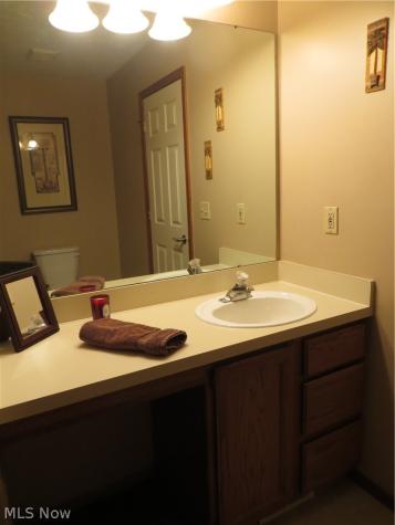 18606 Buccaneer Creek Drive Strongsville OH 44136