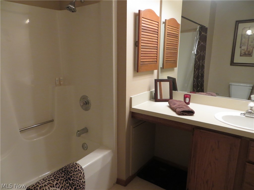 18606 Buccaneer Creek Drive Strongsville OH 44136