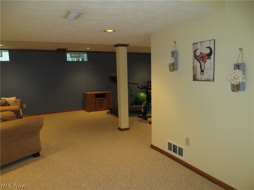 18606 Buccaneer Creek Drive Strongsville OH 44136