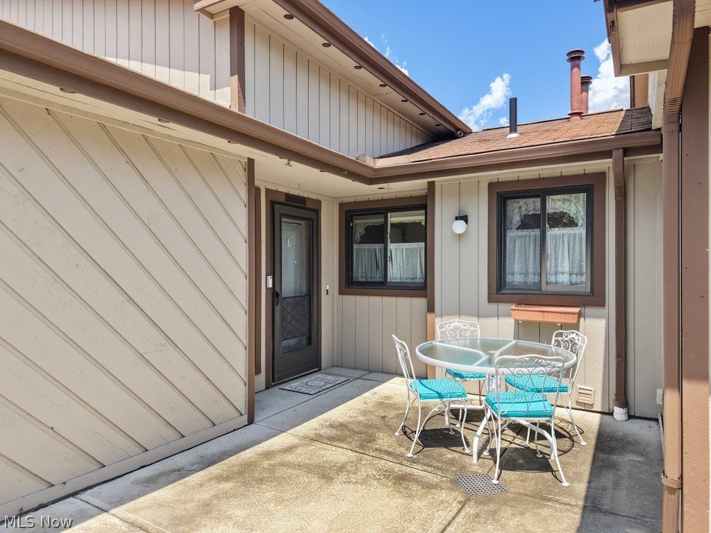 10006 Blossom Lane Twinsburg OH 44087