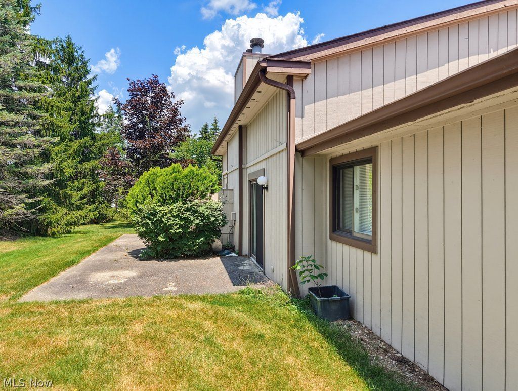 10006 Blossom Lane Twinsburg OH 44087