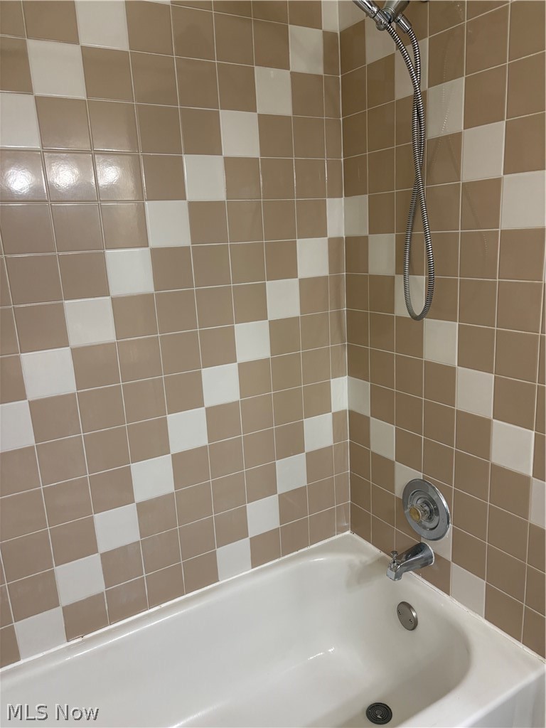 1564 Cedarwood Drive Westlake OH 44145