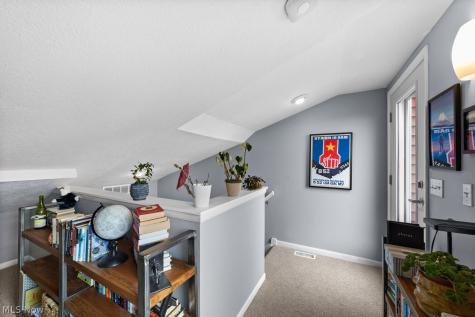2575 W 9th Street Cleveland OH 44113