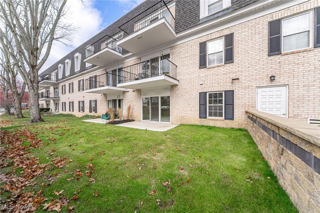 2021 King James Parkway Westlake OH 44145