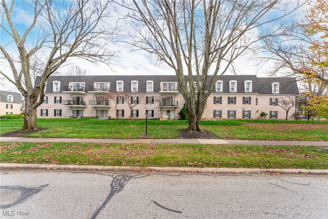 2021 King James Parkway Westlake OH 44145