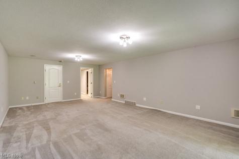 4505 Oakhill Boulevard Lorain OH 44053
