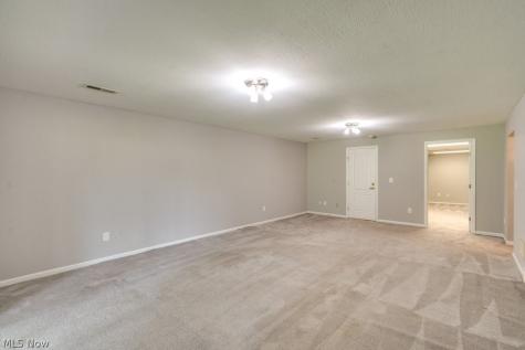 4505 Oakhill Boulevard Lorain OH 44053