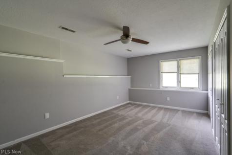 4505 Oakhill Boulevard Lorain OH 44053