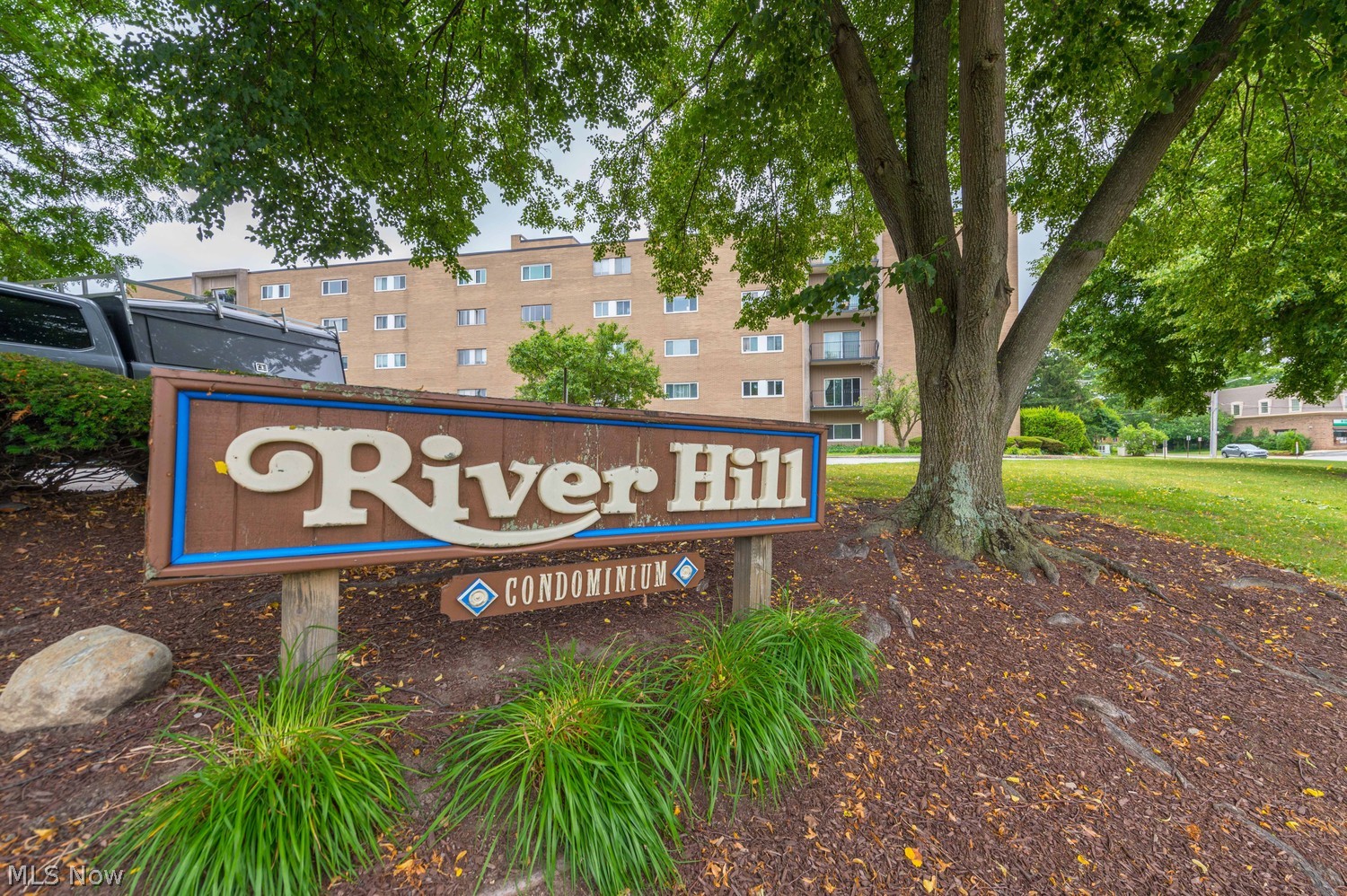 20333 Detroit Road Rocky River OH 44116