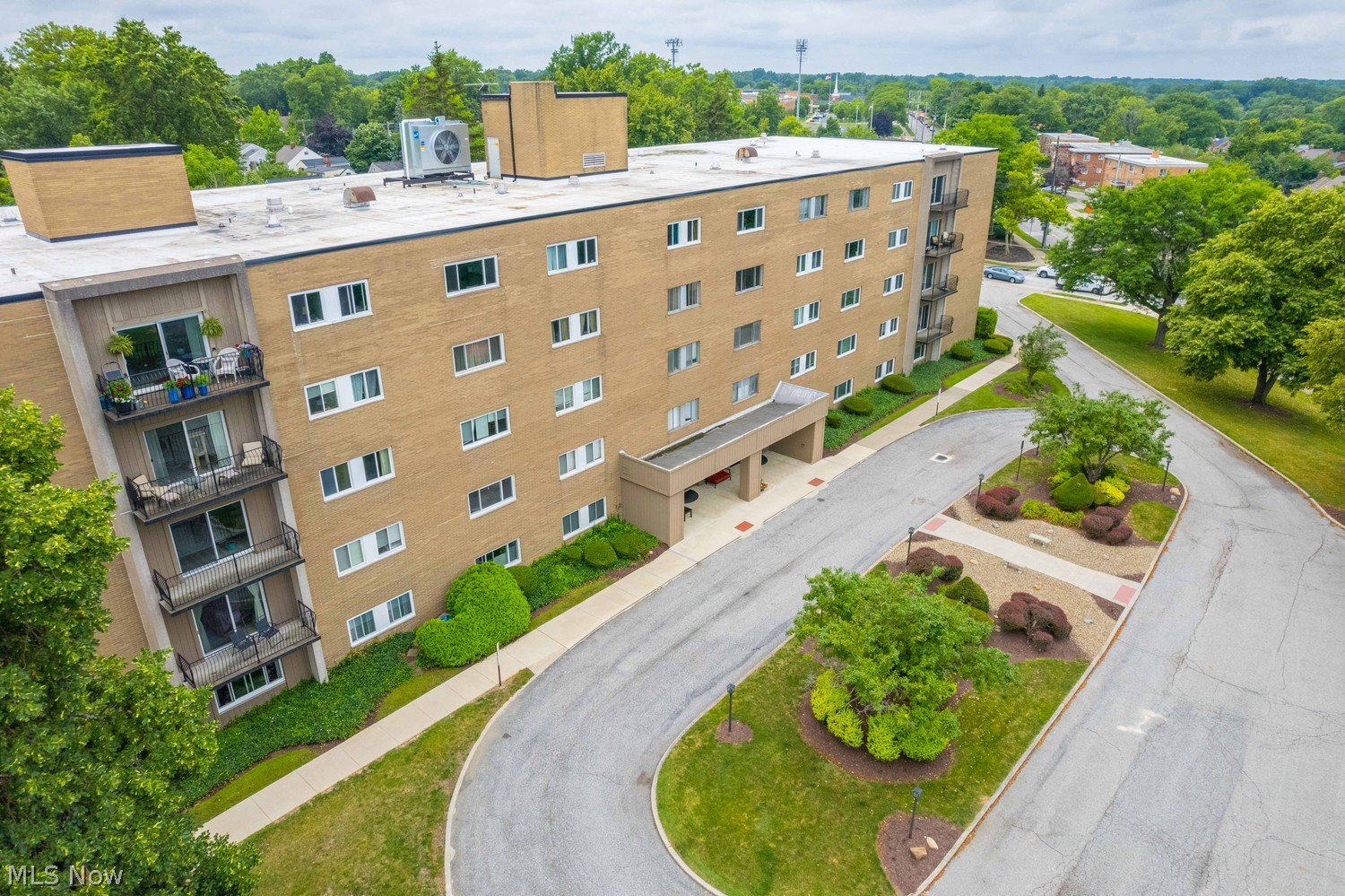 20333 Detroit Road Rocky River OH 44116