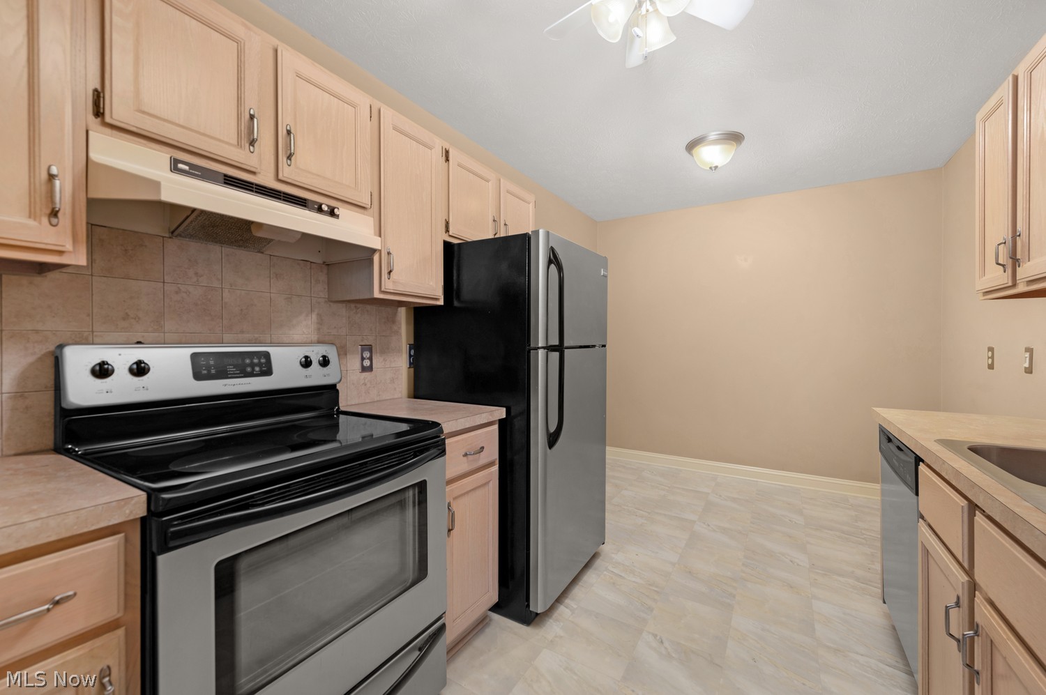 20333 Detroit Road Rocky River OH 44116