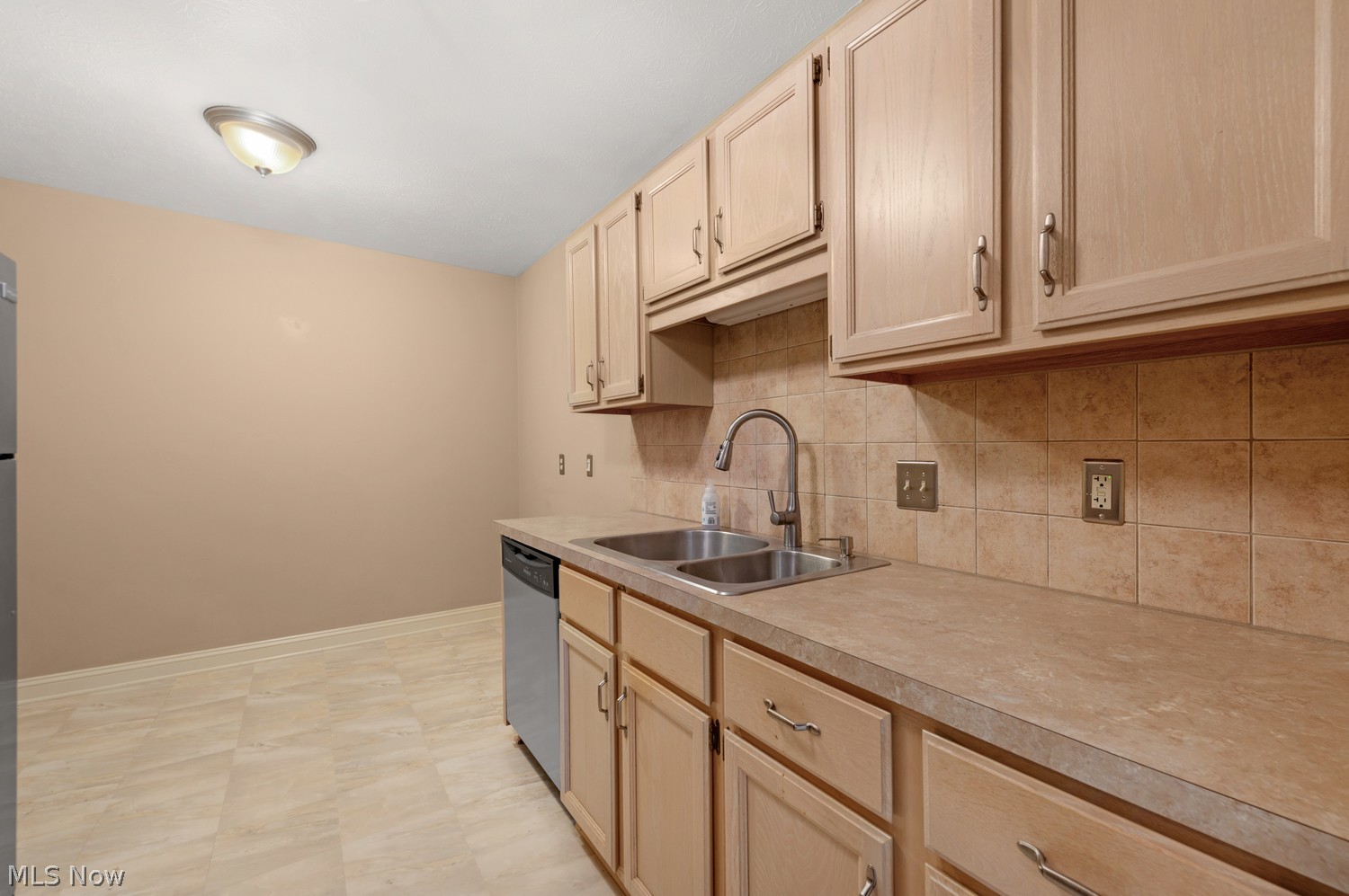 20333 Detroit Road Rocky River OH 44116