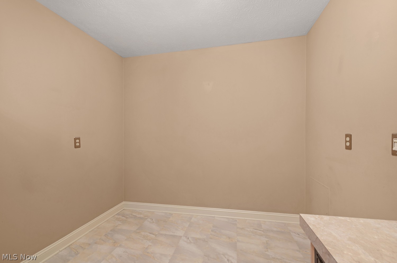 20333 Detroit Road Rocky River OH 44116