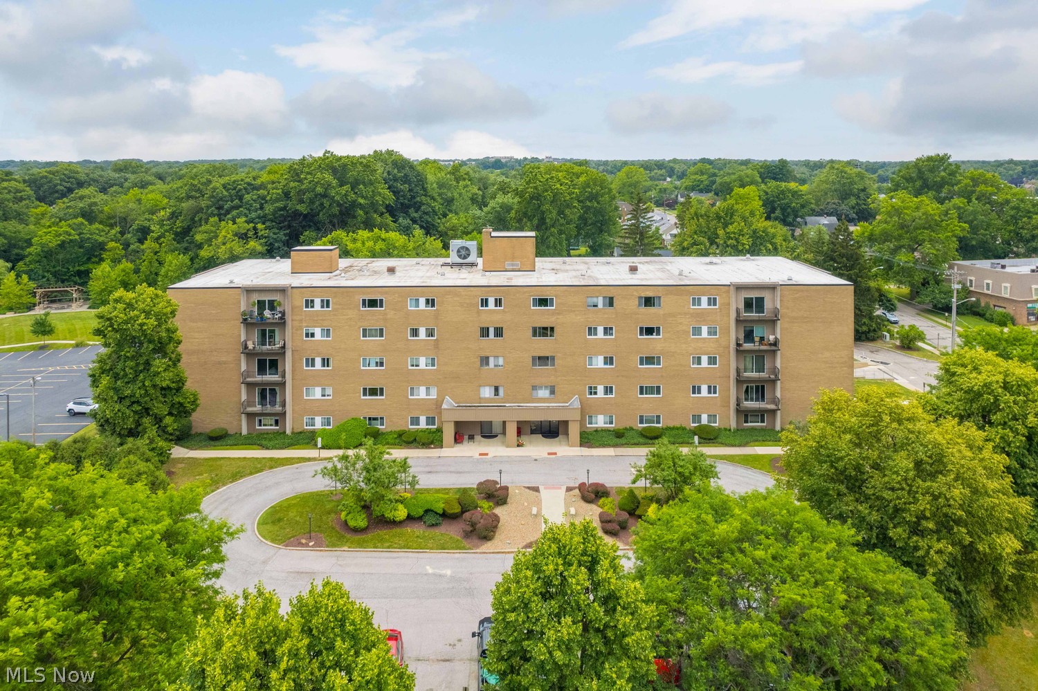 20333 Detroit Road Rocky River OH 44116