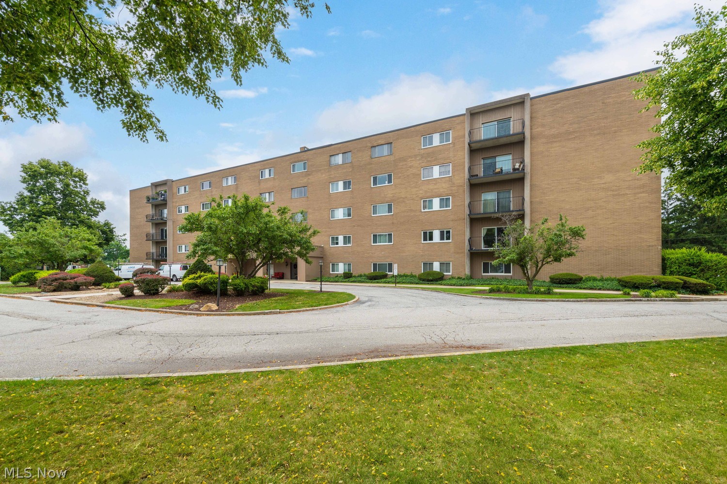 20333 Detroit Road Rocky River OH 44116