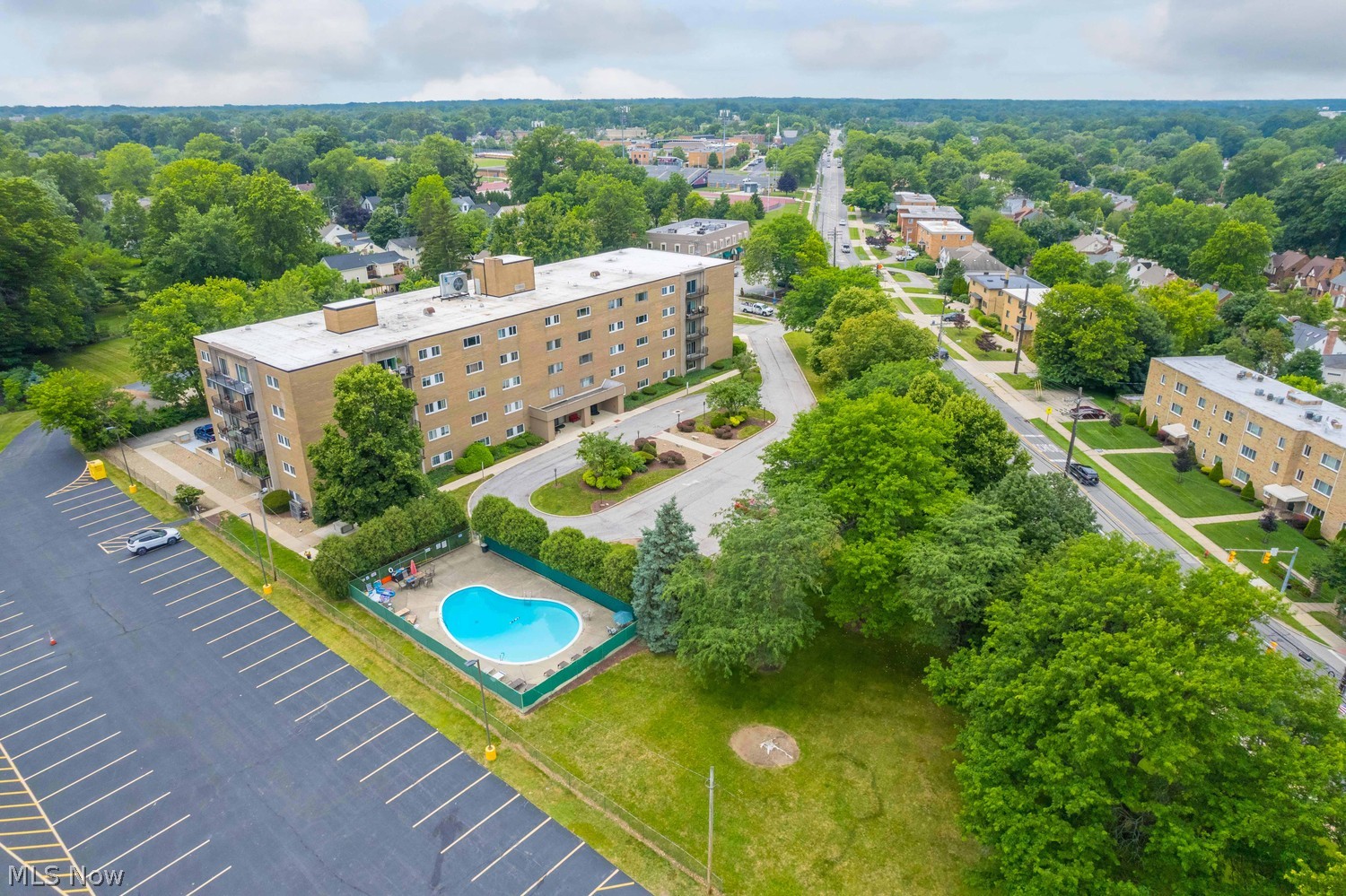 20333 Detroit Road Rocky River OH 44116