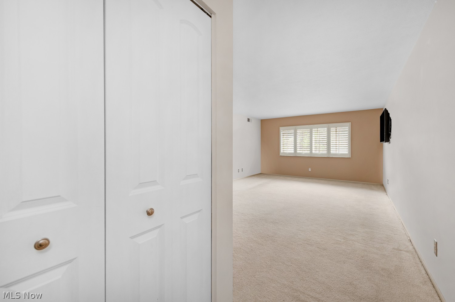 20333 Detroit Road Rocky River OH 44116