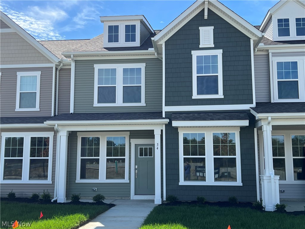 34 Paige Lane Hudson OH 44236
