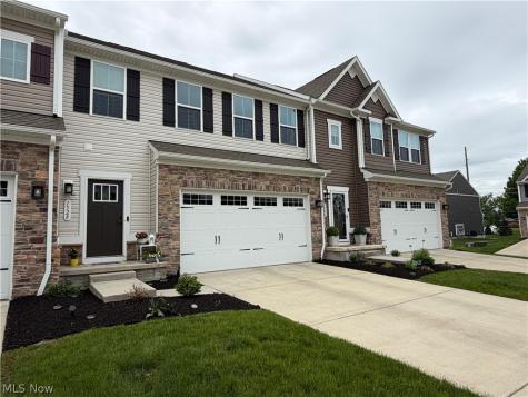 1528 Spruce Hill Drive Stow OH 44224