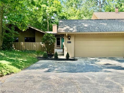 680-26 Fairington Drive Aurora OH 44202