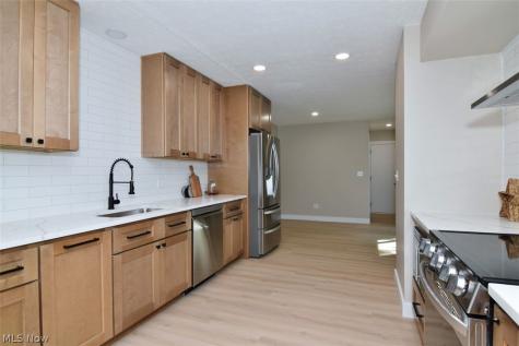 680-26 Fairington Drive Aurora OH 44202