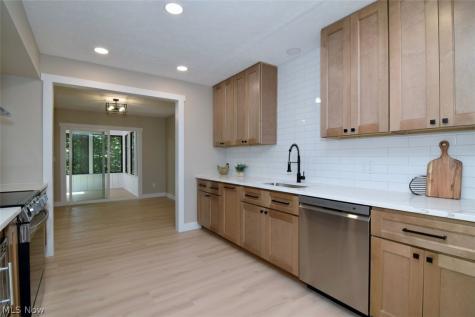 680-26 Fairington Drive Aurora OH 44202