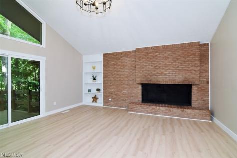 680-26 Fairington Drive Aurora OH 44202
