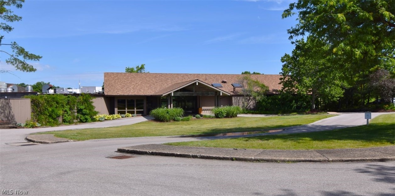 680-26 Fairington Drive Aurora OH 44202